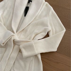 Banana Republic Women’s Knit Cardigan Wrap Sweater. Ivory White. XS. NWT.